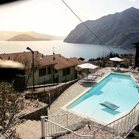 Miranda Hotel Riva di Solto
