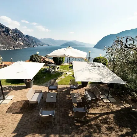 Miranda Hotel Riva di Solto