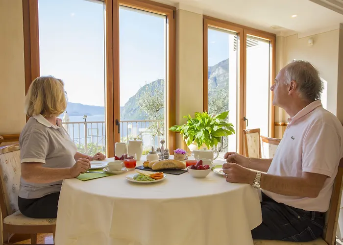 Miranda 3* Riva di Solto