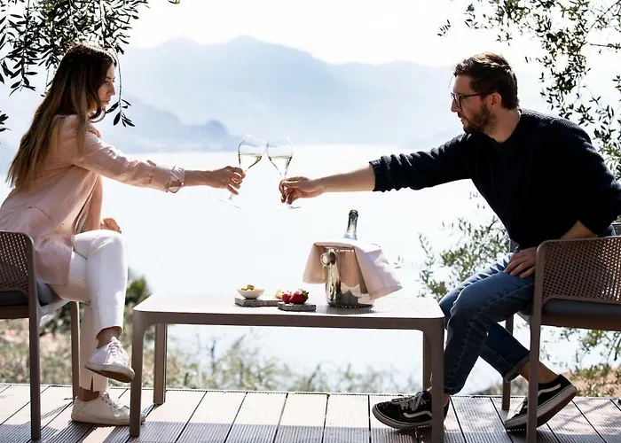 Miranda 3* Riva di Solto